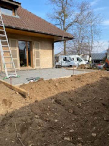 Création d'une terrasse en dalle béton brut - COSTINHA à Thonon-les-Bains